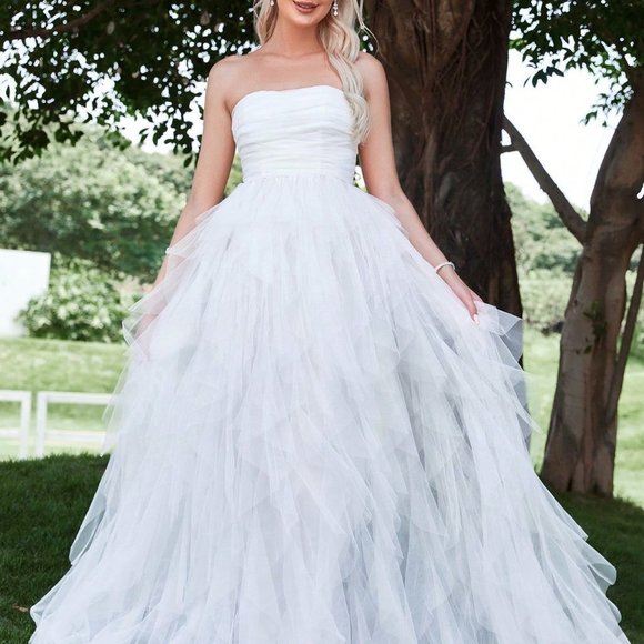 White Preppy Womens Solid Ruched Tube Wedding Dress - Picture 5 of 5